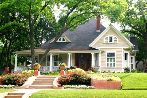 Beautiful Houses with Front Garden